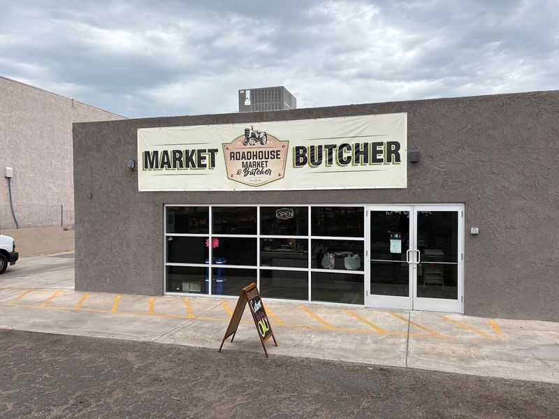 The Grocery Side Of Roadhouse That Surprises Everyone