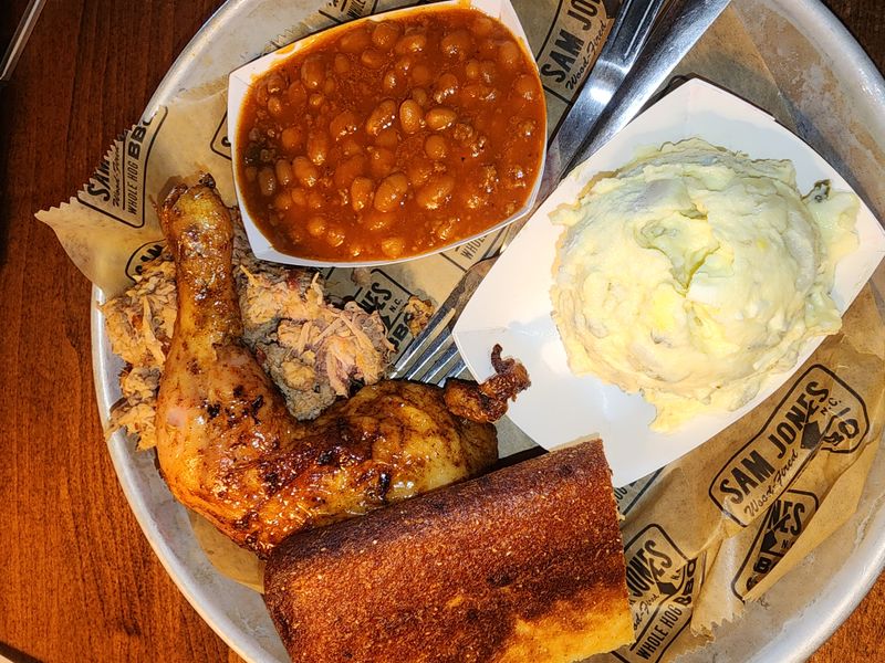 Vinegar Sauce That Doesn’t Shout, It Sings