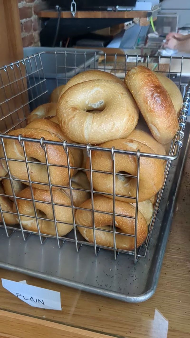 The Hand-Rolled Bagels That Actually Deserve The Hype