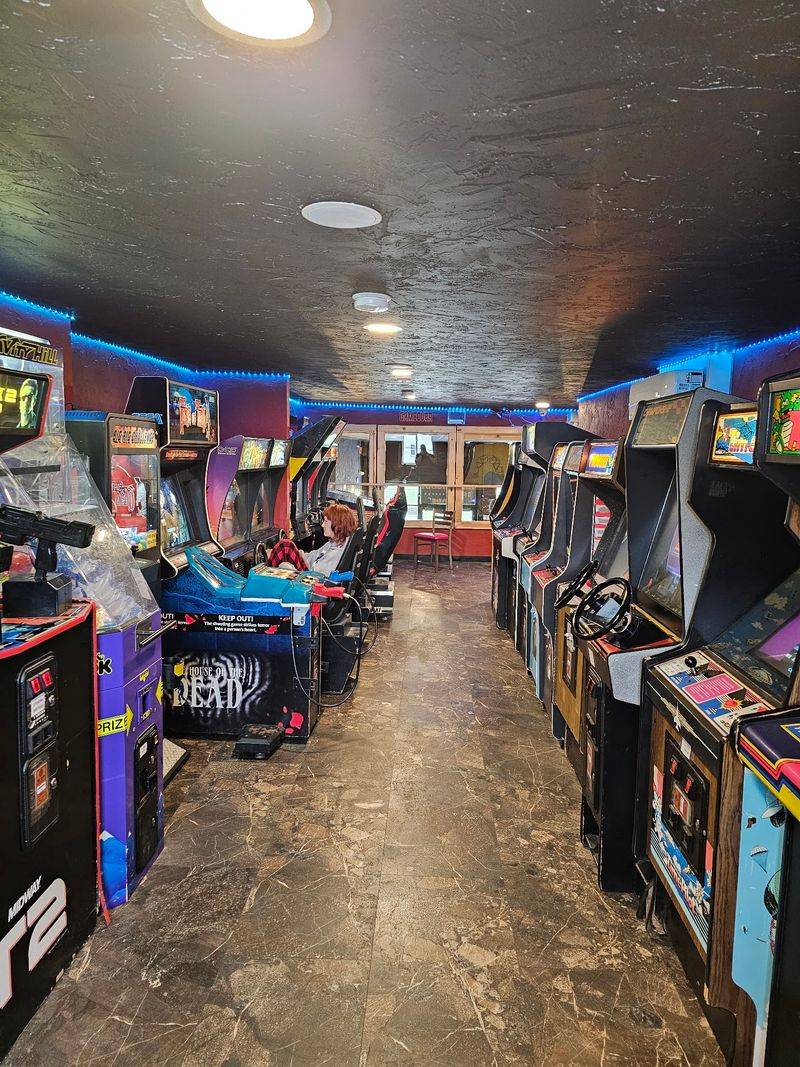 The Hangout Arcade, Cambridge, IL The Hangout Arcade, Cambridge, IL