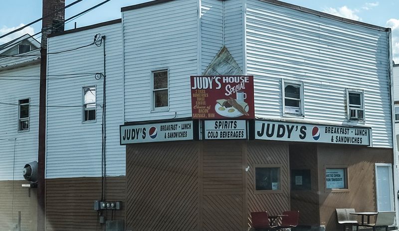 The Biscuits And Gravy Worth Traveling For
