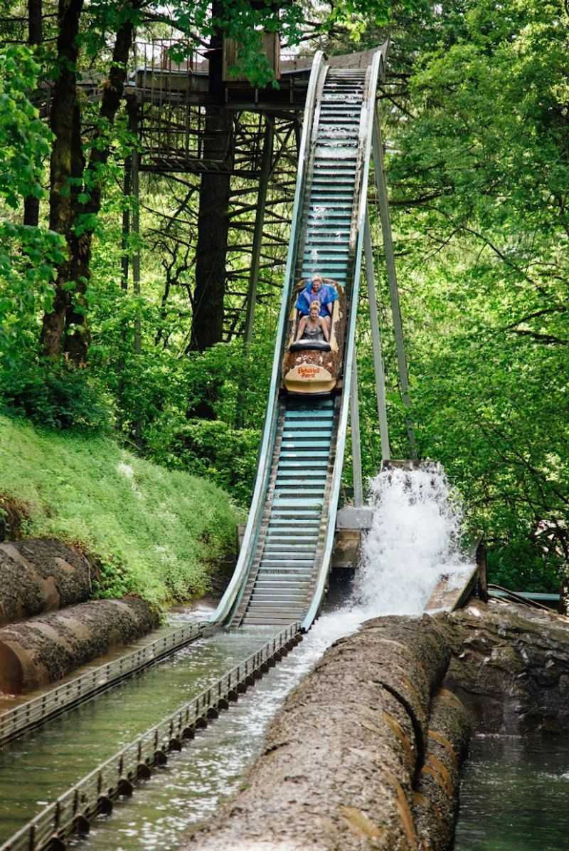 Big Timber Log Ride And the Splash You Did Not See Coming