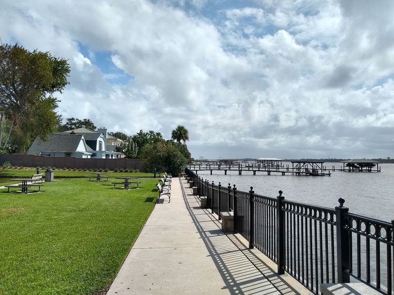 The Hauntingly Beautiful Grounds and River Views