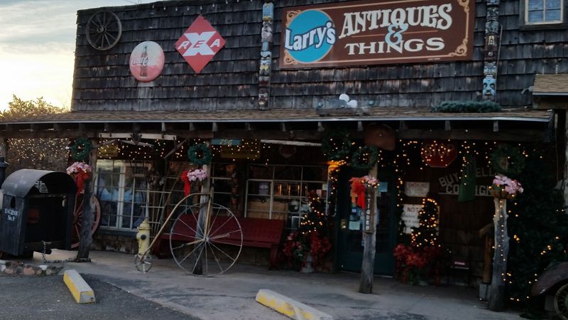 The Heart Of The Antique District