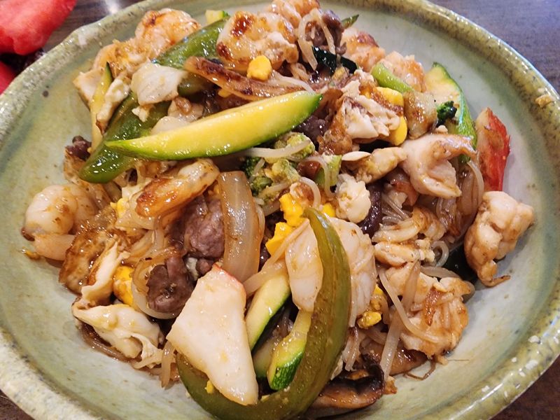 The Hibachi Grill Lets You Be The Boss Of Dinner The Hibachi Grill Lets You Be The Boss Of Dinner