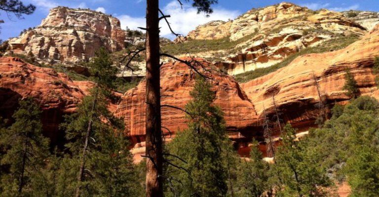 The Hidden California Canyon Trail That’s Perfect For An October Adventure