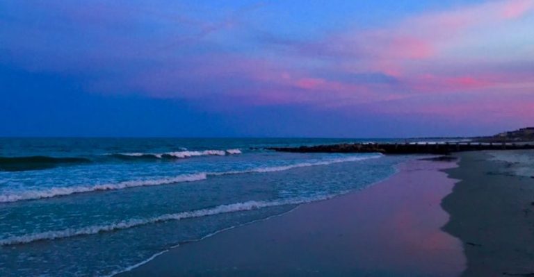 The Hidden South Carolina Beach That Feels Like Pure Peace