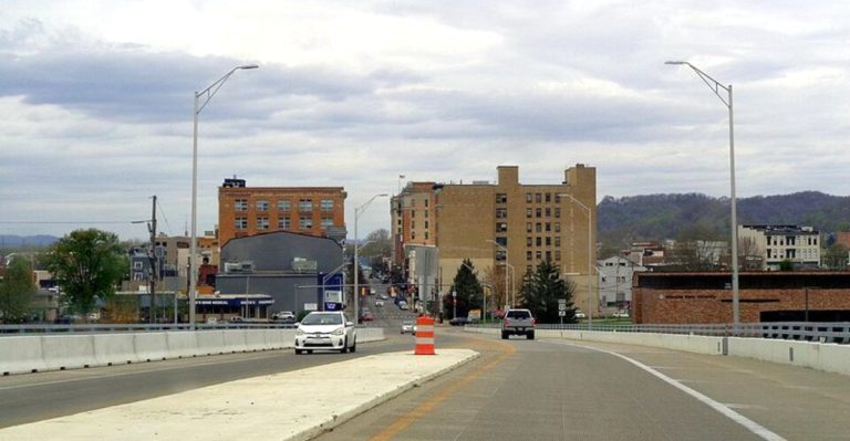 The Historic Ohio River Town Where 2-Bedroom Apartments Rent For Surprisingly Little