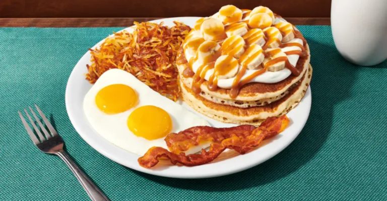 The Hole-In-The-Wall Michigan Diner Still Flips Pancakes Just Like The Old Days