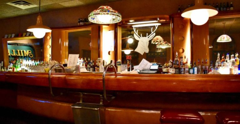 The Hole-In-The-Wall Michigan Spot Where Locals Swear The Burgers Are Worth Every Mile