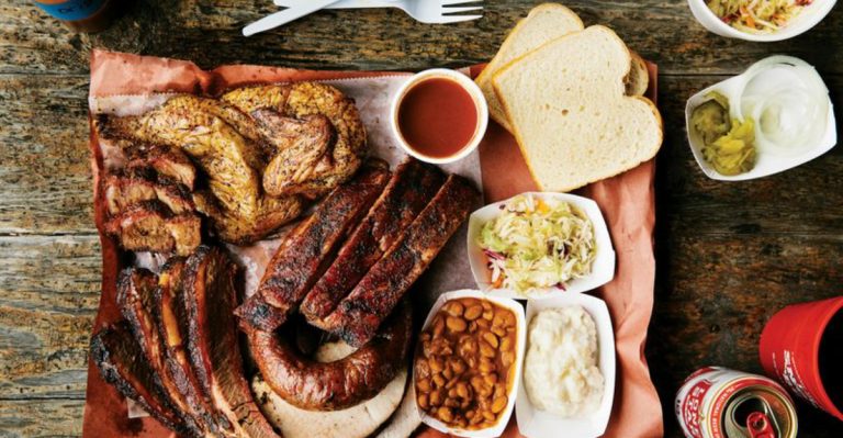 The Hole-In-The-Wall Texas Restaurant Where Every Bite Tastes Like Backyard BBQ