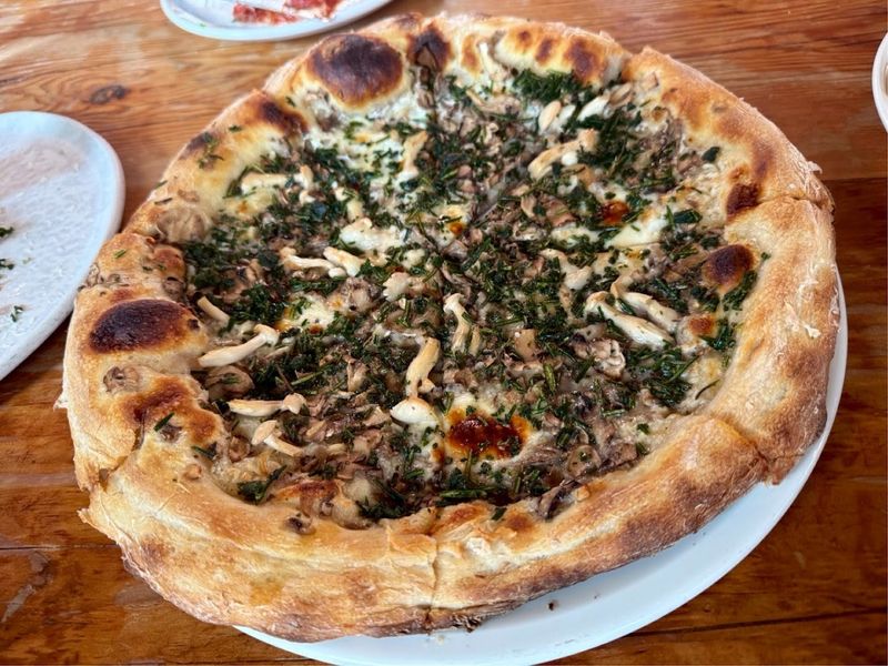 The Honey Badger Pizza That Refuses To Be Ignored The Honey Badger Pizza That Refuses To Be Ignored