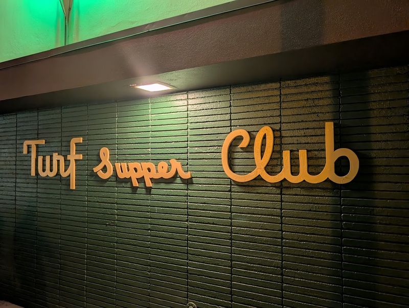 The Hours And Vibe That Make It A Late-Night Gem