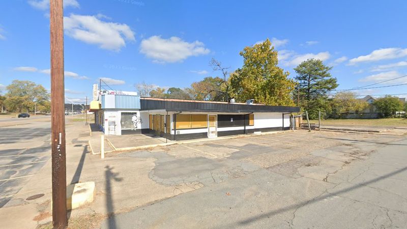 Louweena’s Southern Cuisine