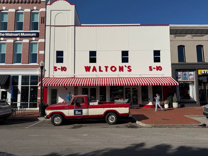 Vintage Storefront Charm That Feels Frozen In Time