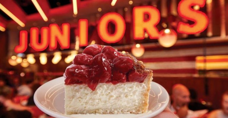 The Iconic New York Mom & Pop Restaurant That Locals Protect Like Family