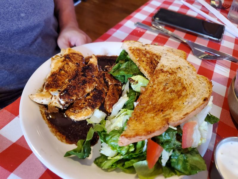 Sides, Sauces, And Pairings That Elevate The Dish