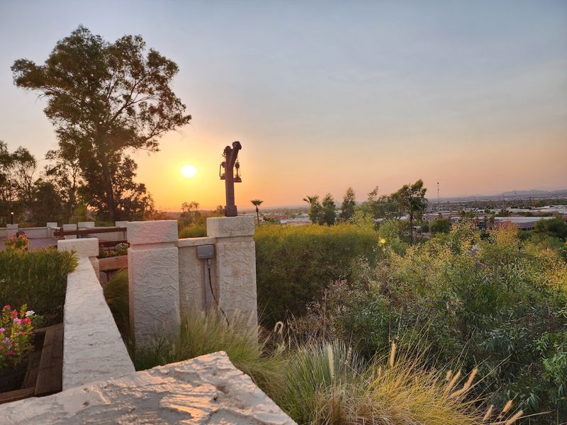 Sweeping Valley Views Worth A Thousand Pictures