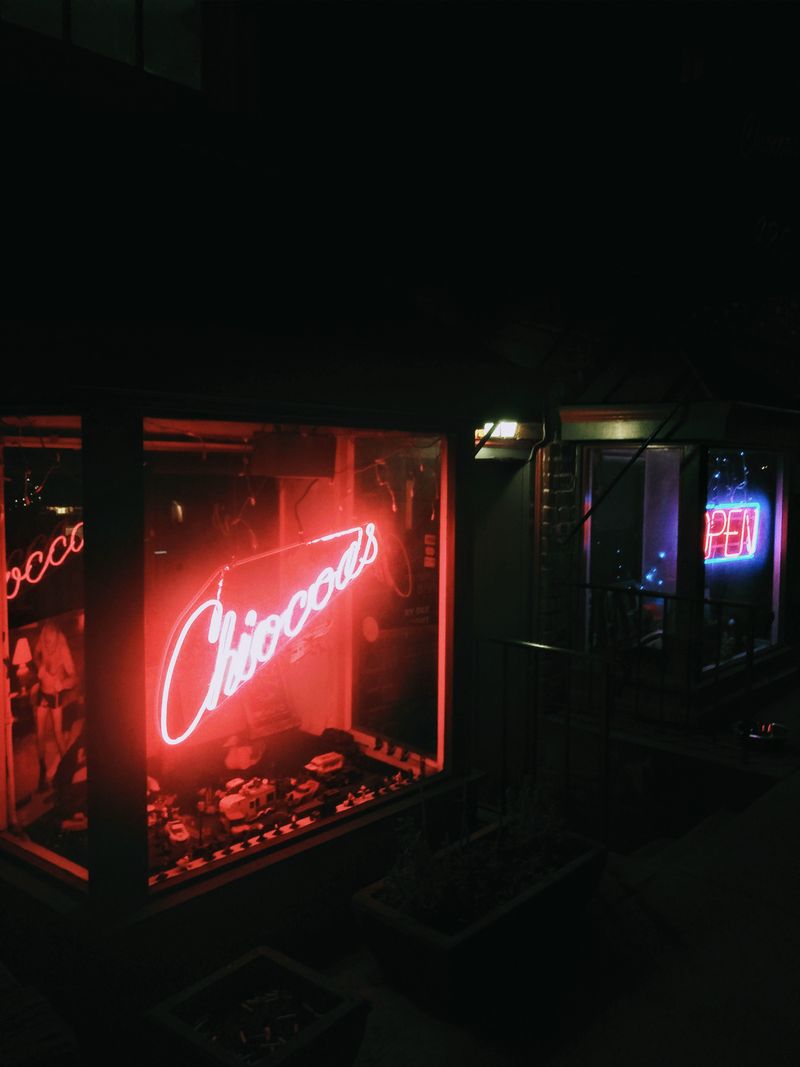 Hours That Welcome Night Owls