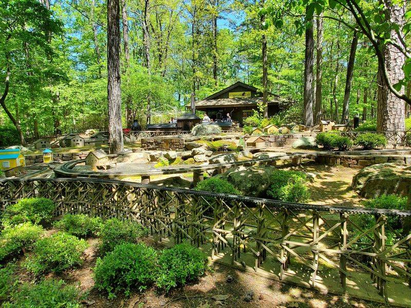 Planning Your Visit To This Enchanting Arkansas Garden