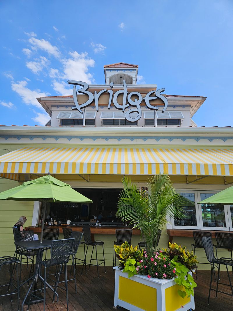 Bridges Restaurant – Grasonville