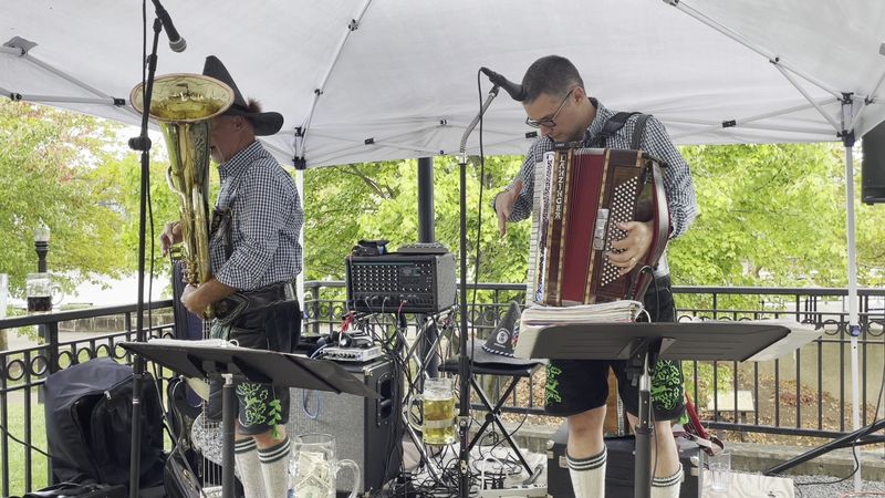 Live Music That Actually Moves The Room