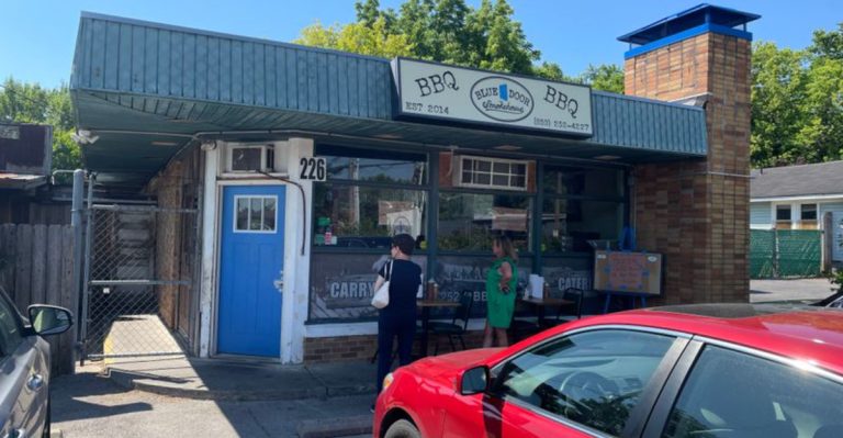 The Kentucky Spot Where Famous Dishes Fly Off The Menu Nightly