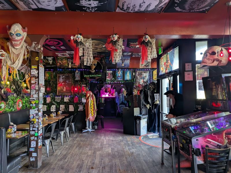 Spooky Atmosphere That Works Every Single Season