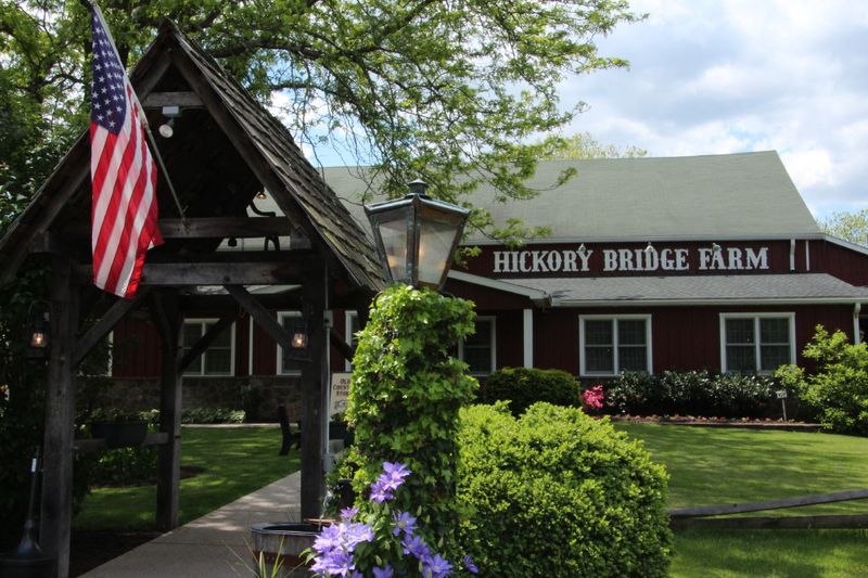 Hickory Bridge Farm Restaurant — Orrtanna