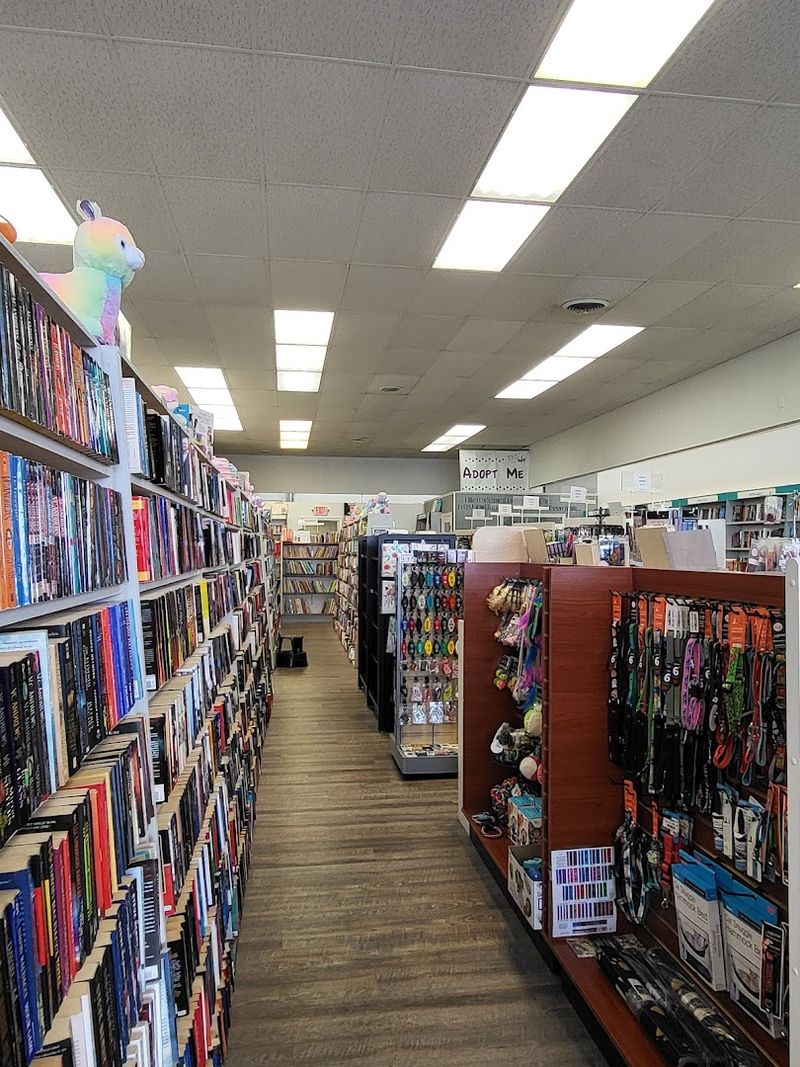 A Dual Collection Of New And Used Books