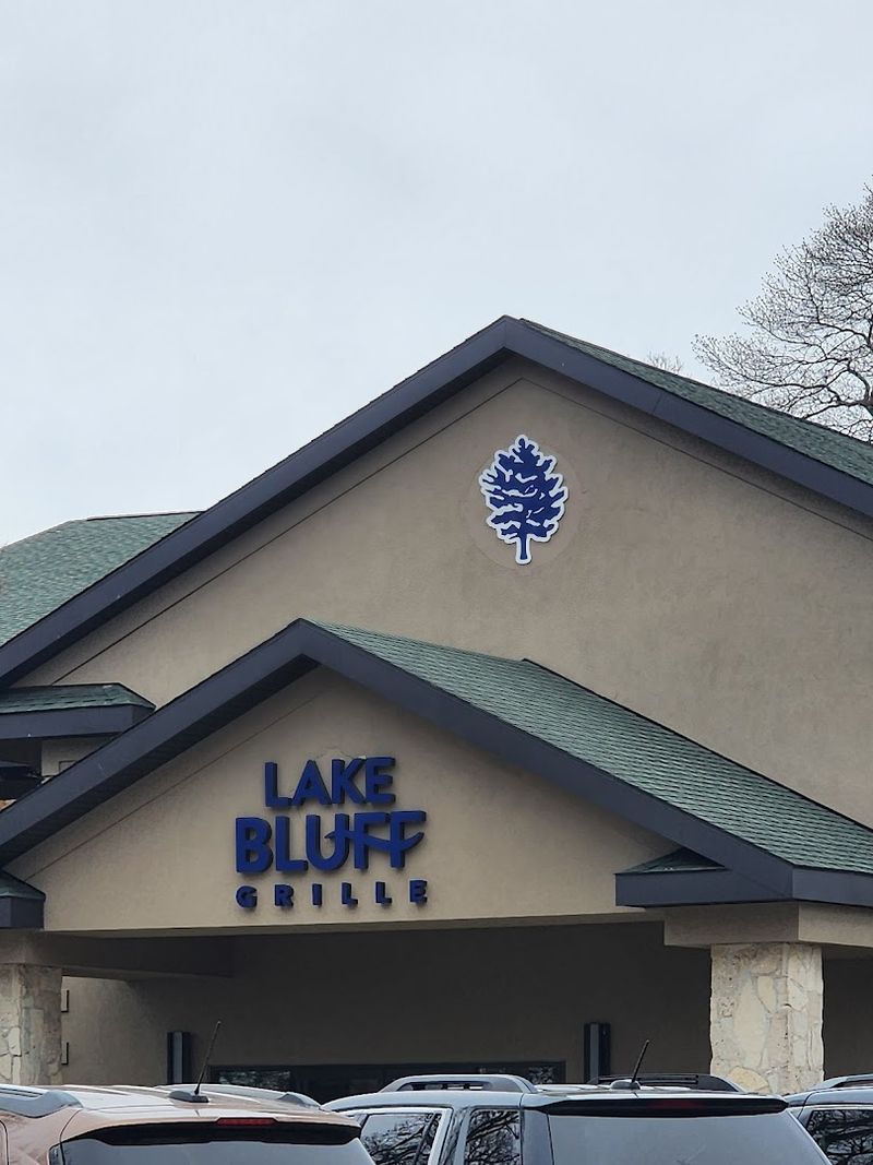 Lake Bluff Grille