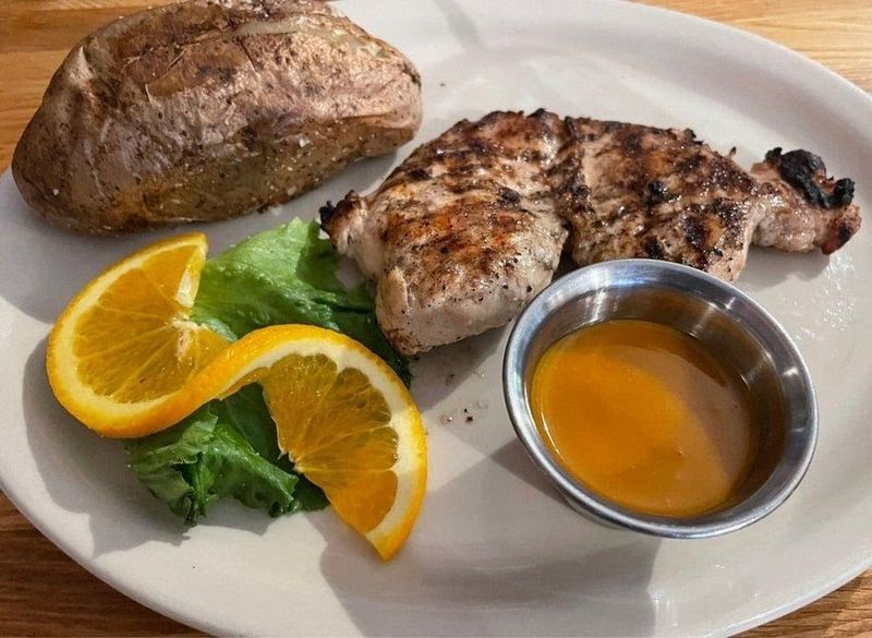 Flavors Shaped By Regional Tradition And Lakeside Comfort