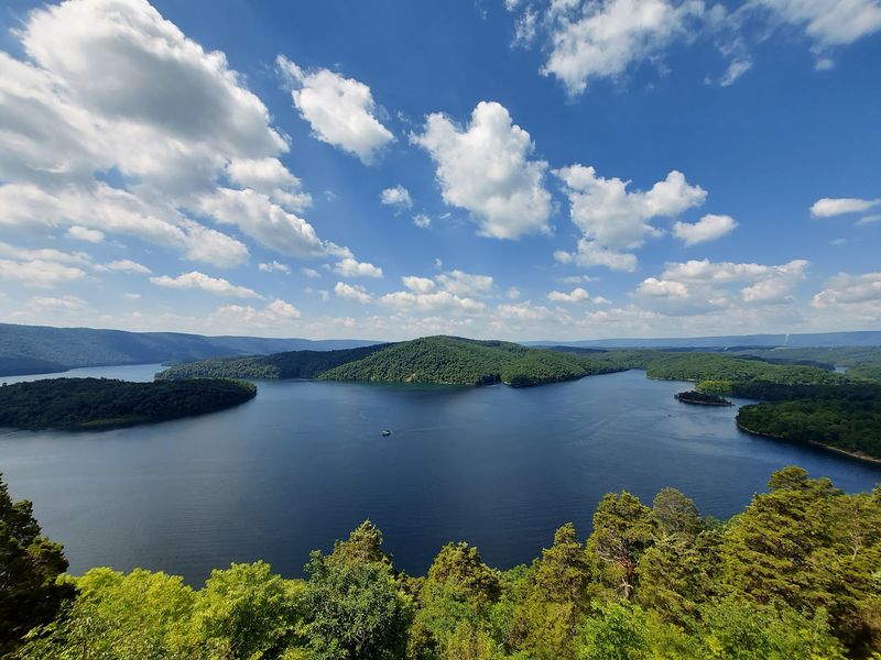 The Largest Lake Entirely Inside Pennsylvania