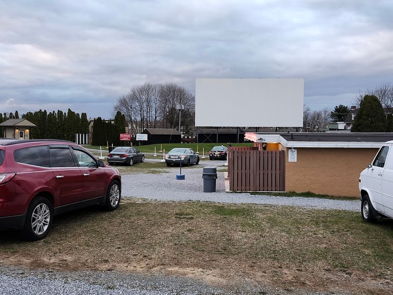 Why This Drive-In Keeps Drawing Visitors From Hours Away