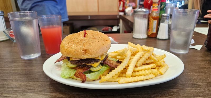 The Legendary Cheeseburger That Has Barely Budged Since 1947 The Legendary Cheeseburger That Has Barely Budged Since 1947