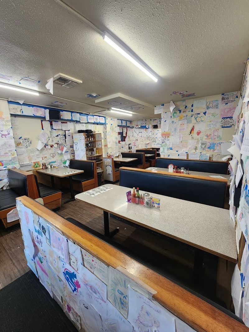 A Diner Frozen In Time Since 1954