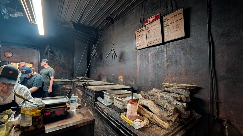 The Legendary Pit Room Experience