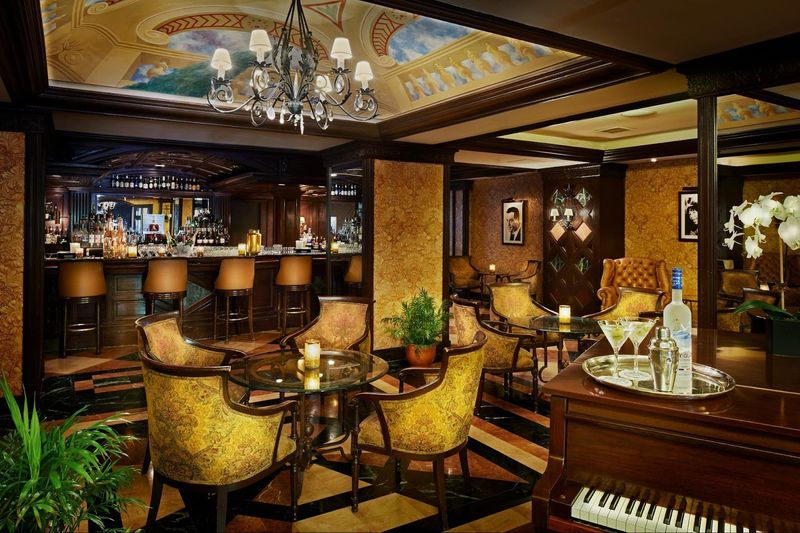 Celebrity Guests And Roaring 20s Glamour