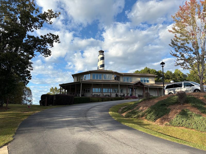 The Lighthouse Restaurant, Seneca