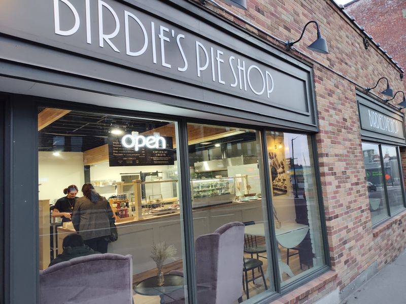 Birdie’s Pie Shop