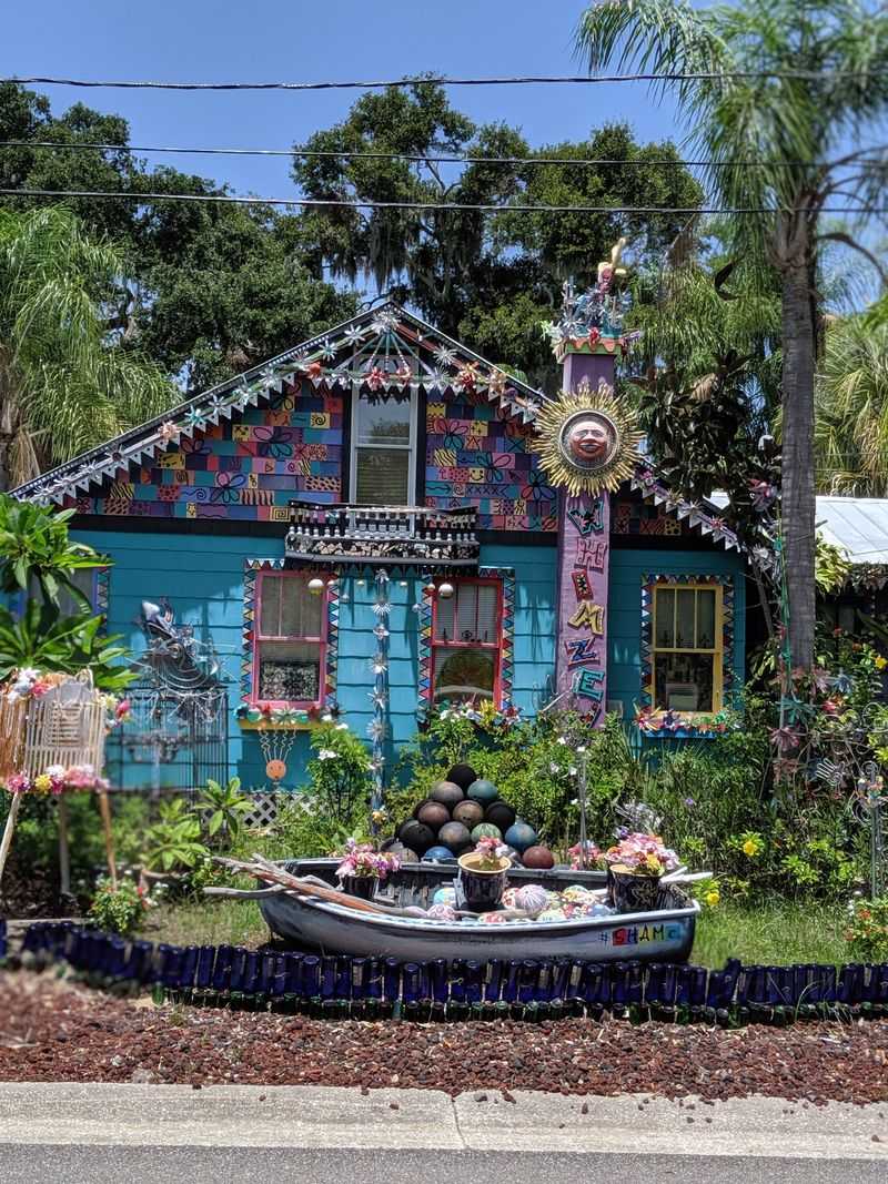 Practical Tips: Parking, Timing, And Respect