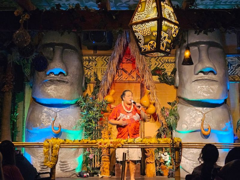 Reservations And Dinner Packages