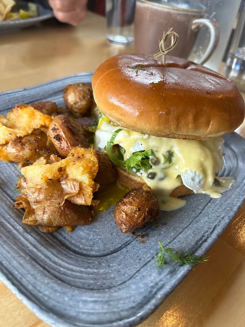 The Iron Whisk - Cobden