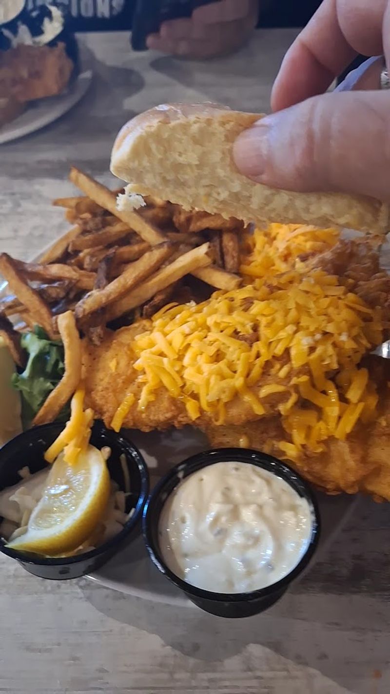 Roland's Is Dog-Friendly on the Patio