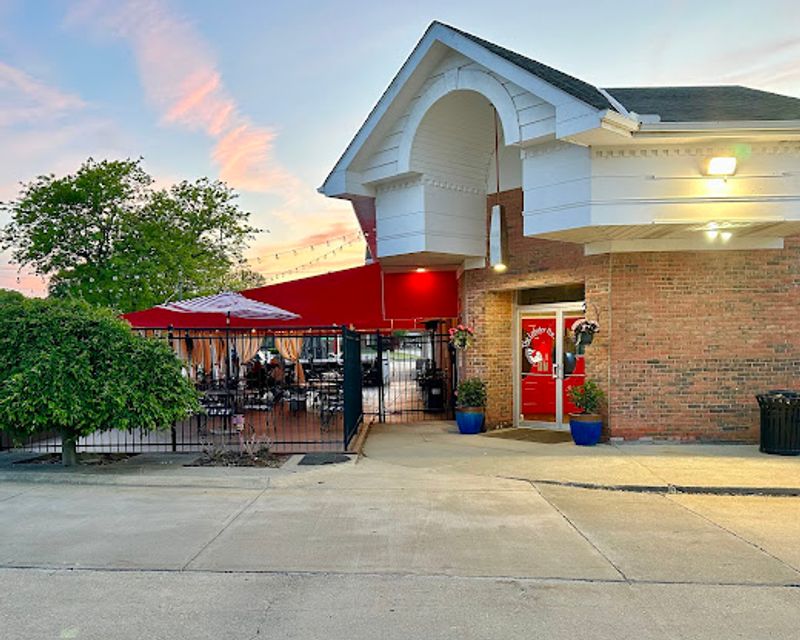 The Lobster Pot, Willoughby Hills
