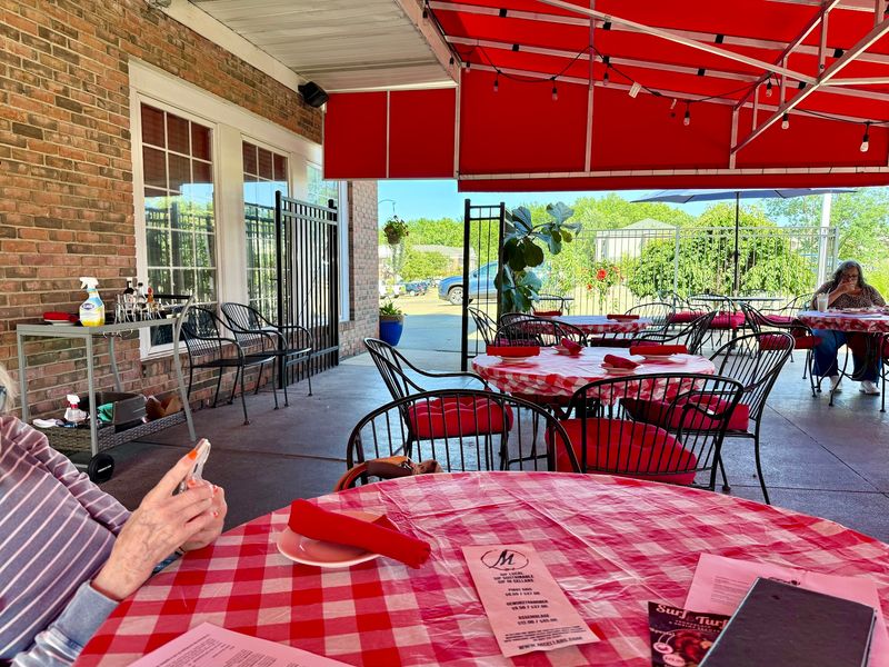 The Lobster Pot, Willoughby Hills
