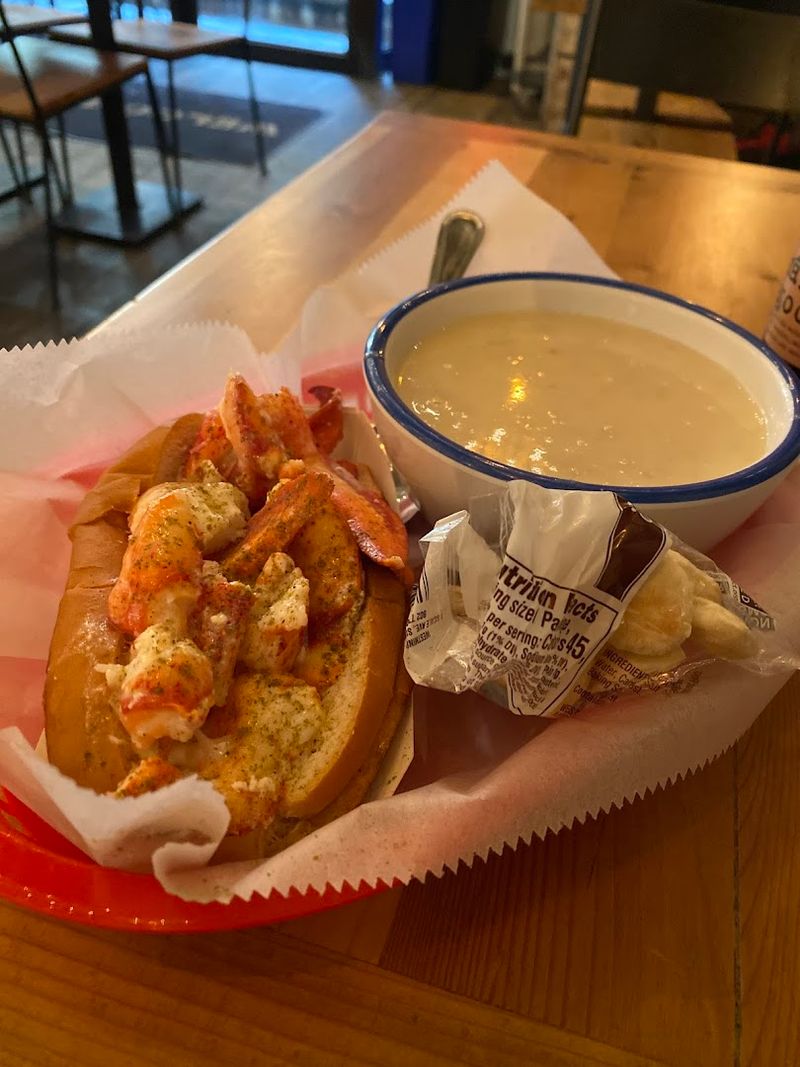 Clam Chowder That Holds Its Own