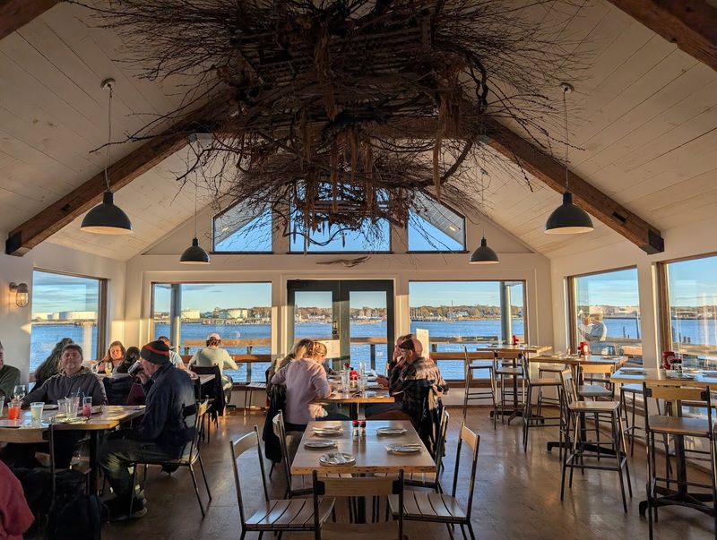 Luke's Lobster Portland Pier, Portland