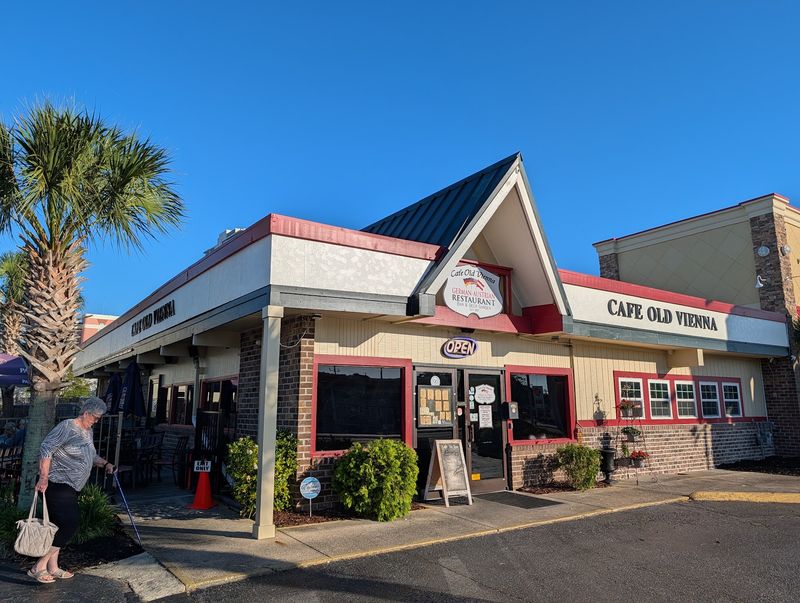 The Location And Setting Of Cafe Old Vienna