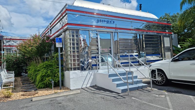 The Location And Setting Of Georgie's Diner